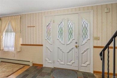 Take another look at the pretty door and sidelight