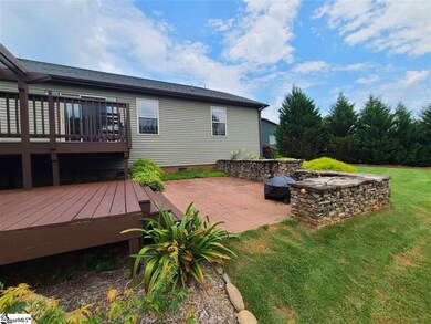 611 Mojave Ct, Travelers Rest, SC 29690 - photo 3