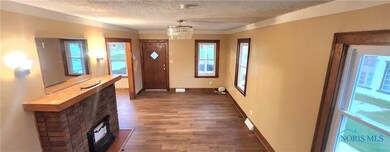 2040 Dorr St, Toledo, OH 43607 - photo 2