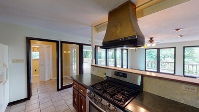 2216 Leconte St, Morristown, TN 37814 - photo 6