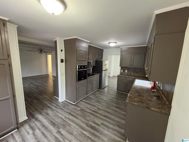 2212 5th Way Cir NW, Center Point, AL 35215 - photo 7