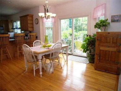 121 Schoolhouse Ln, Boxborough, MA 01719 - photo 4