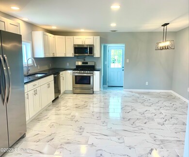 27 Worman St, Bloomsburg, PA 17815 - photo 4