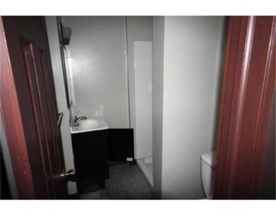 131 Florida St unit 2L, Springfield, MA 01109 - photo 4