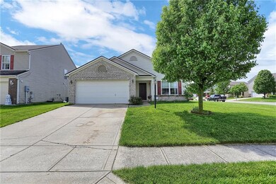 2450 Joust Dr, Greenwood, IN 46143 - photo 2