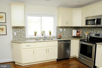 406 E Timonium Rd, Lutherville Timonium, MD 21093 - photo 2