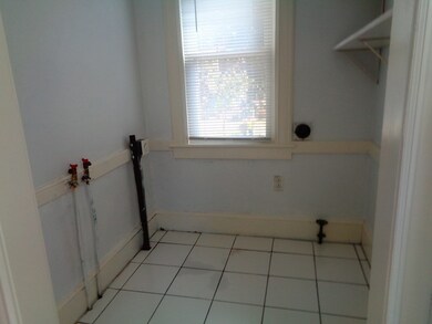 115 Firglade Ave unit 1, Springfield, MA 01108 - photo 6