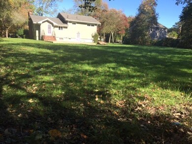 82 Merrimac St, South Dartmouth, MA 02748 - photo 5