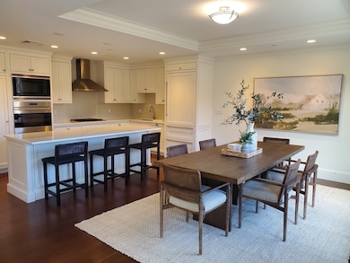 580 Washington St unit 101, Wellesley, MA 02482 - photo 4