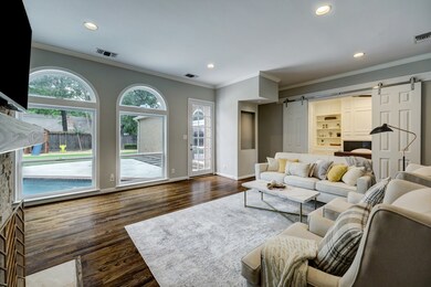 13042 Memorial Dr, Houston, TX 77079 - photo 3