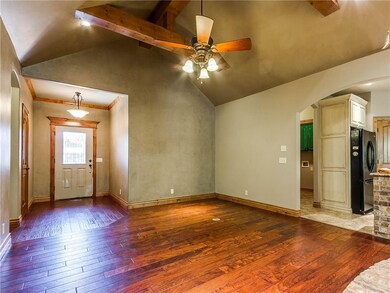 19513 Fieldshire Dr, Edmond, OK 73012 - photo 4