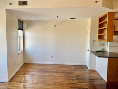 492 Commercial St unit 2, Boston, MA 02109 - photo 6