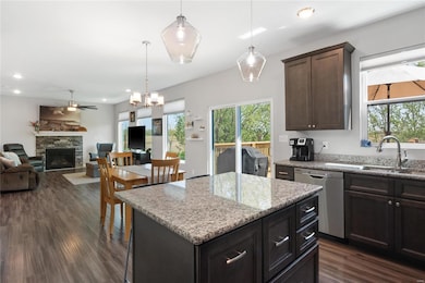 1133 Pisa Dr, Caseyville, IL 62232 - photo 3