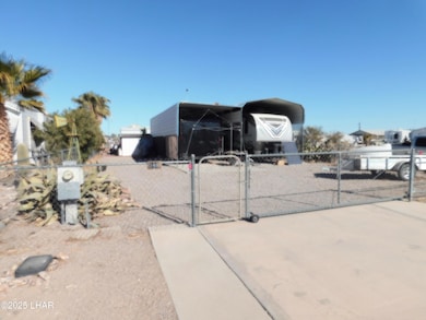 598 W Emerald Dr, Quartzsite, AZ 85346 - photo 2