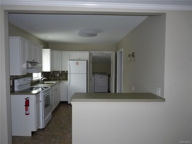 225 Sommer St, North Tonawanda, NY 14120 - photo 4