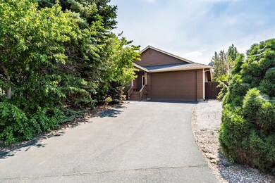 64750 Saros Ln, Bend, OR 97701 - photo 3