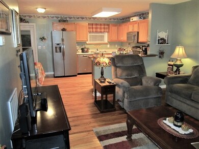 130 Collier Ave, Shelbyville, TN 37160 - photo 6