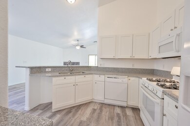 Kitchen 1