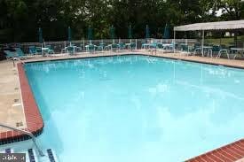 529 Honeysuckle Ct, New Hope, PA 18938 - photo 2