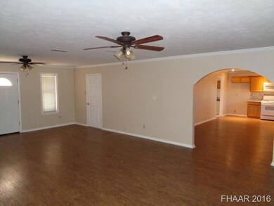 419 Carothers St, Copperas Cove, TX 76522 - photo 3