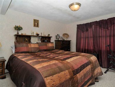 148 Scituate Ave, Johnston, RI 02919 - photo 7