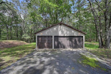 120 Depue Cir, Bushkill, PA 18324 - photo 2