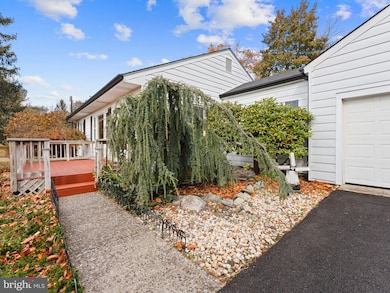 270 Jefferson Rd, Sewell, NJ 08080 - photo 4