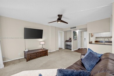 Island Club Condominiums unit RP301, Pompano Beach, FL 33062 - photo 4