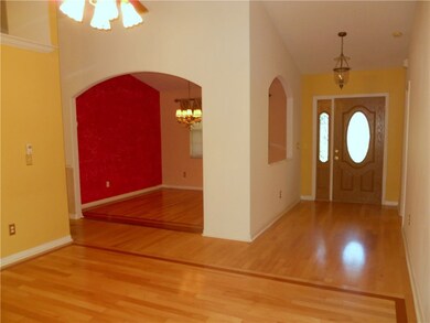 FORMAL DINING