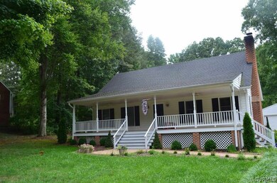 111 Holly Dr, Manakin Sabot, VA 23103 - photo 2