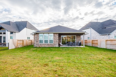 24643 Carleton Lake Ln, the Woodlands, TX 77375 - photo 3