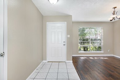 3502 Stonegate Cir, Pearland, TX 77584 - photo 4