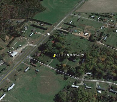 117 Estate Dr, Statesville, NC 28625 - photo 2