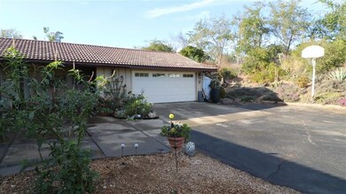 9076 W Lilac Rd, Escondido, CA 92026 - photo 5