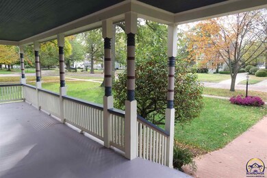 338 SW Greenwood Ave, Topeka, KS 66606 - photo 3