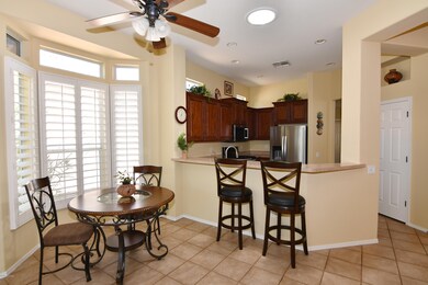 Breakfast Nook1