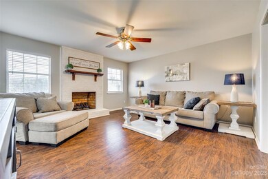 339 Gold Hill Rd, Fort Mill, SC 29715 - photo 6