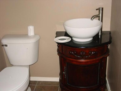 Bathroom. 1/2 BATH