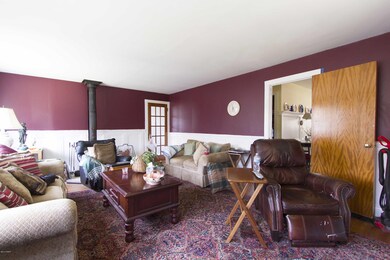 136 Solverson Rd, Hawley, PA 18428 - photo 4