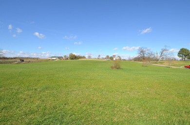 140 Tewmey Ln, Harrodsburg, KY 40330 - photo 2