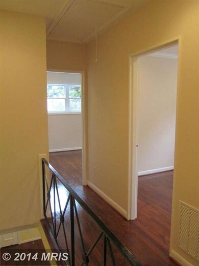 43 E Taylor Run Pkwy, Alexandria, VA 22314 - photo 6