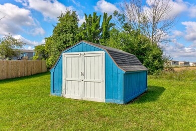 3469 Barkton Ct, Holland, MI 49424 - photo 4