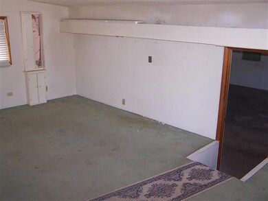 1030 N Hobson Ave, Shawnee, OK 74801 - photo 4