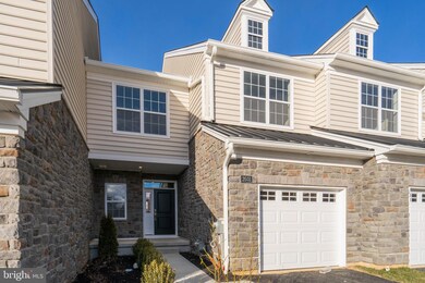 2031 Julia Dr, Lafayette Hill, PA 19444 - photo 2