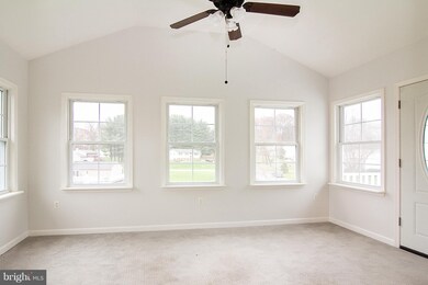 5907 Dale Dr, Sykesville, MD 21784 - photo 4