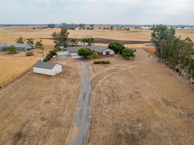 30690 Sunnyside Ave, Madera, CA 93638 - photo 4