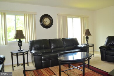 7018 Cipriano Woods Ct, Lanham, MD 20706 - photo 2