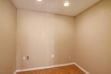 2524 E Wagoner Rd, Phoenix, AZ 85032 - photo 3