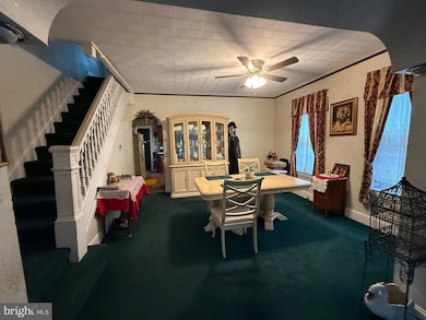 330 Fairview Rd, Crum Lynne, PA 19022 - photo 6