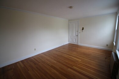 30 Crescent St unit 4, Wakefield, MA 01880 - photo 4